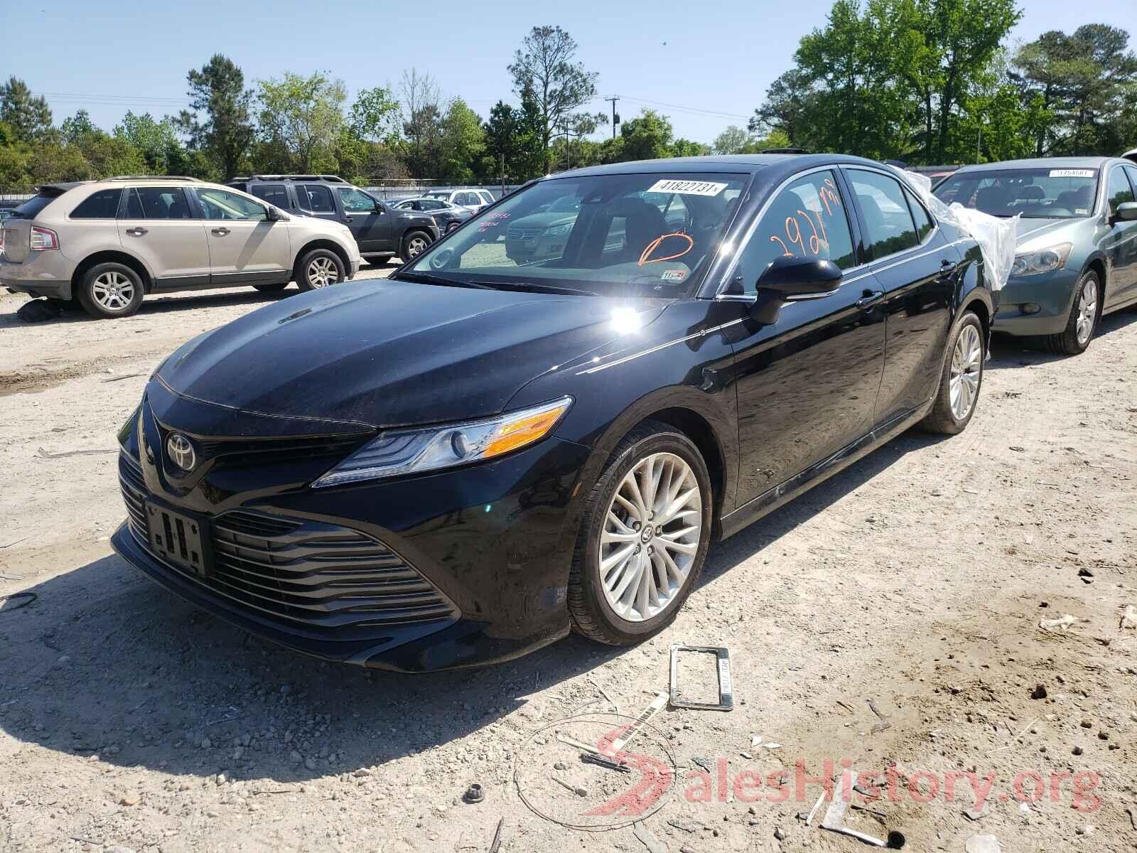 4T1B11HK2KU700269 2019 TOYOTA CAMRY