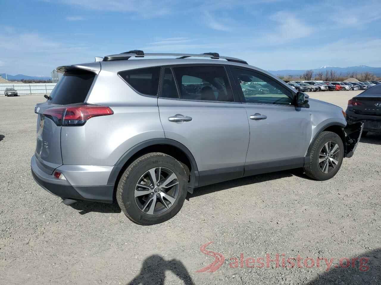 2T3RFREV2JW817160 2018 TOYOTA RAV4