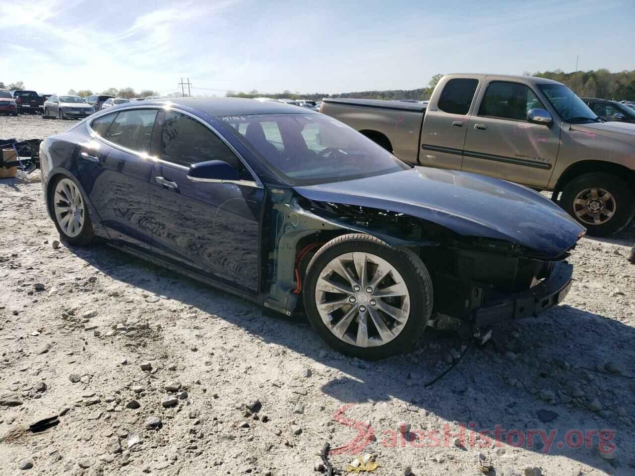 5YJSA1E28JF257125 2018 TESLA MODEL S