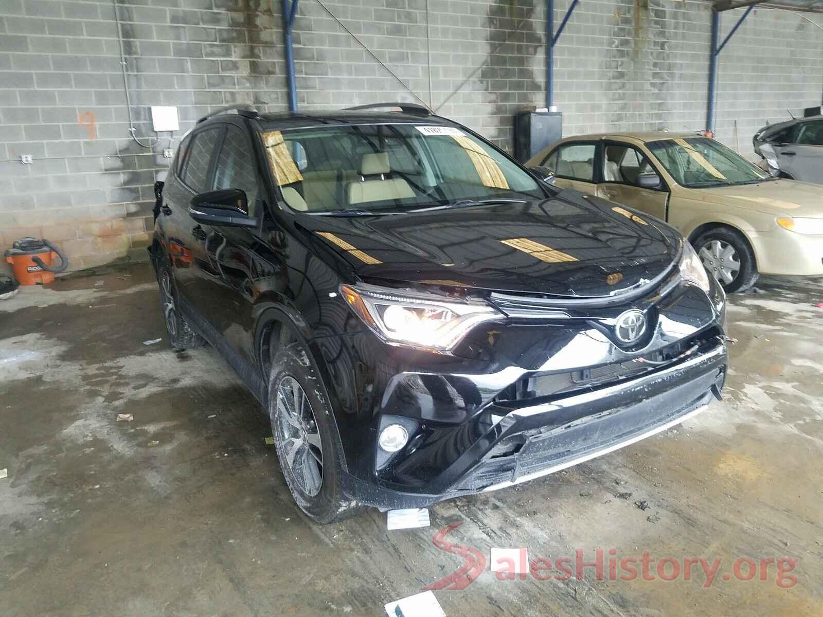 2T3WFREV0JW408528 2018 TOYOTA RAV4