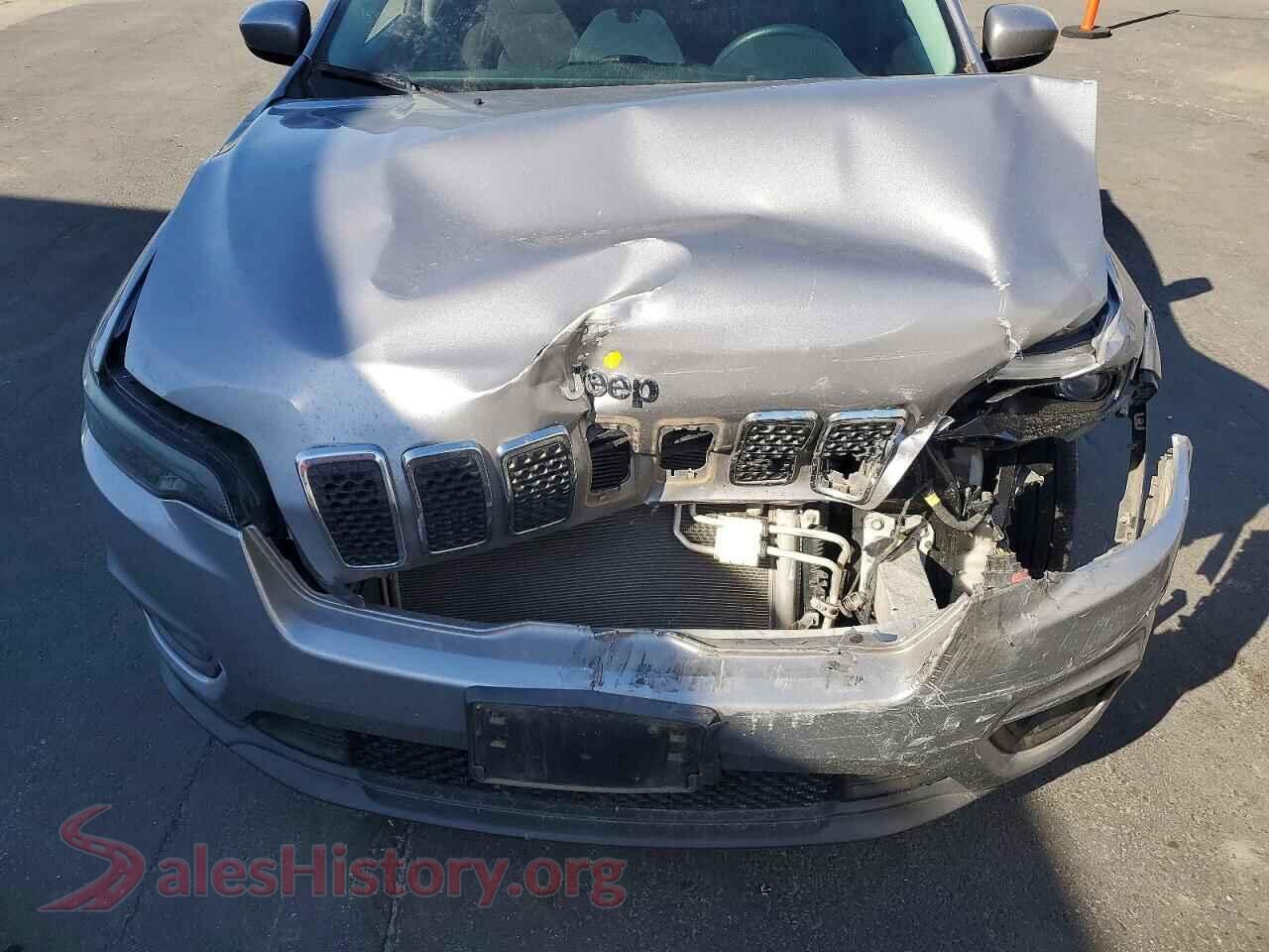 2019 JEEP CHEROKEE VIN 1C4PJLCB5KD308500, wheel and tire