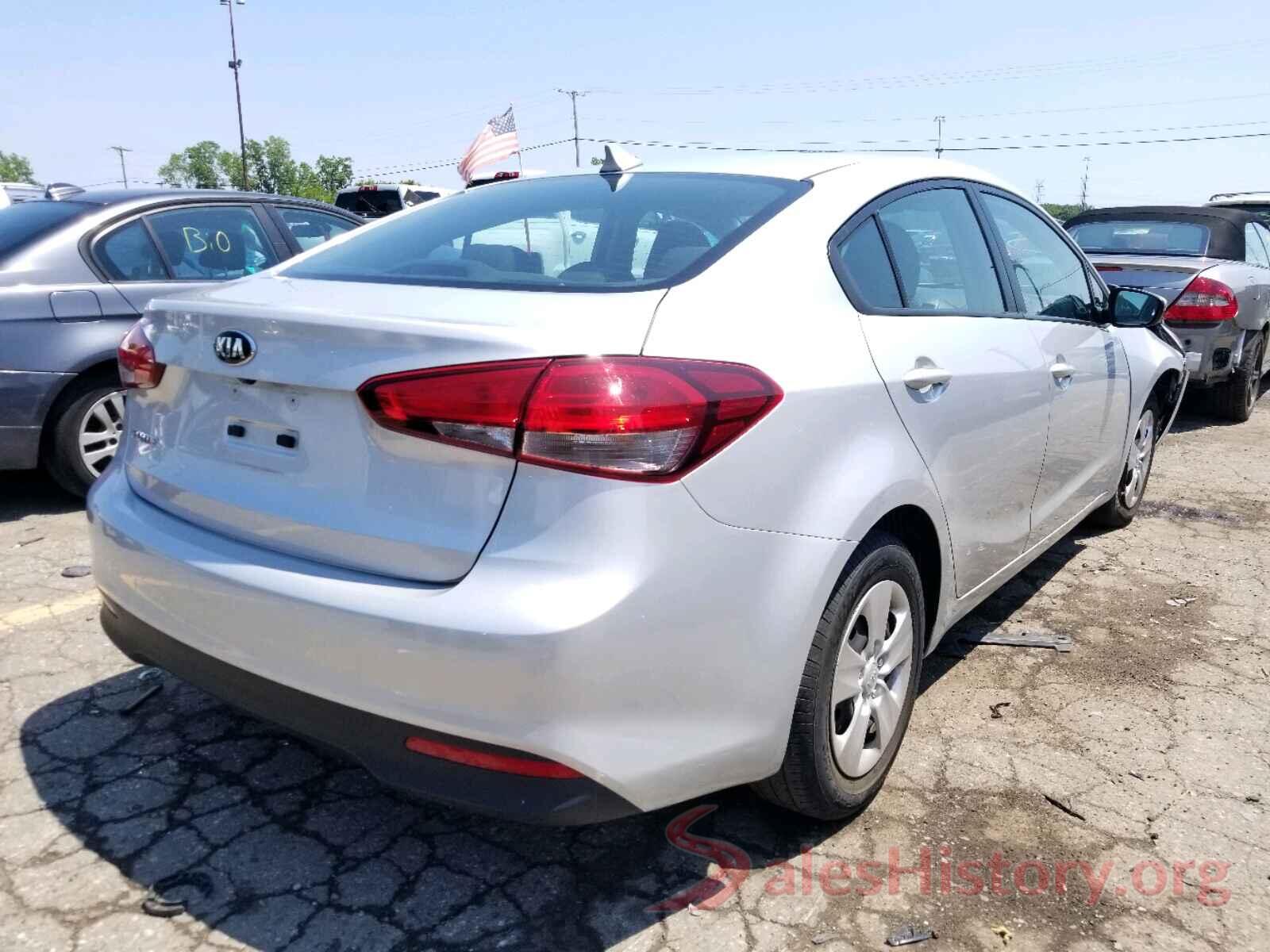 3KPFL4A7XHE027780 2017 KIA FORTE