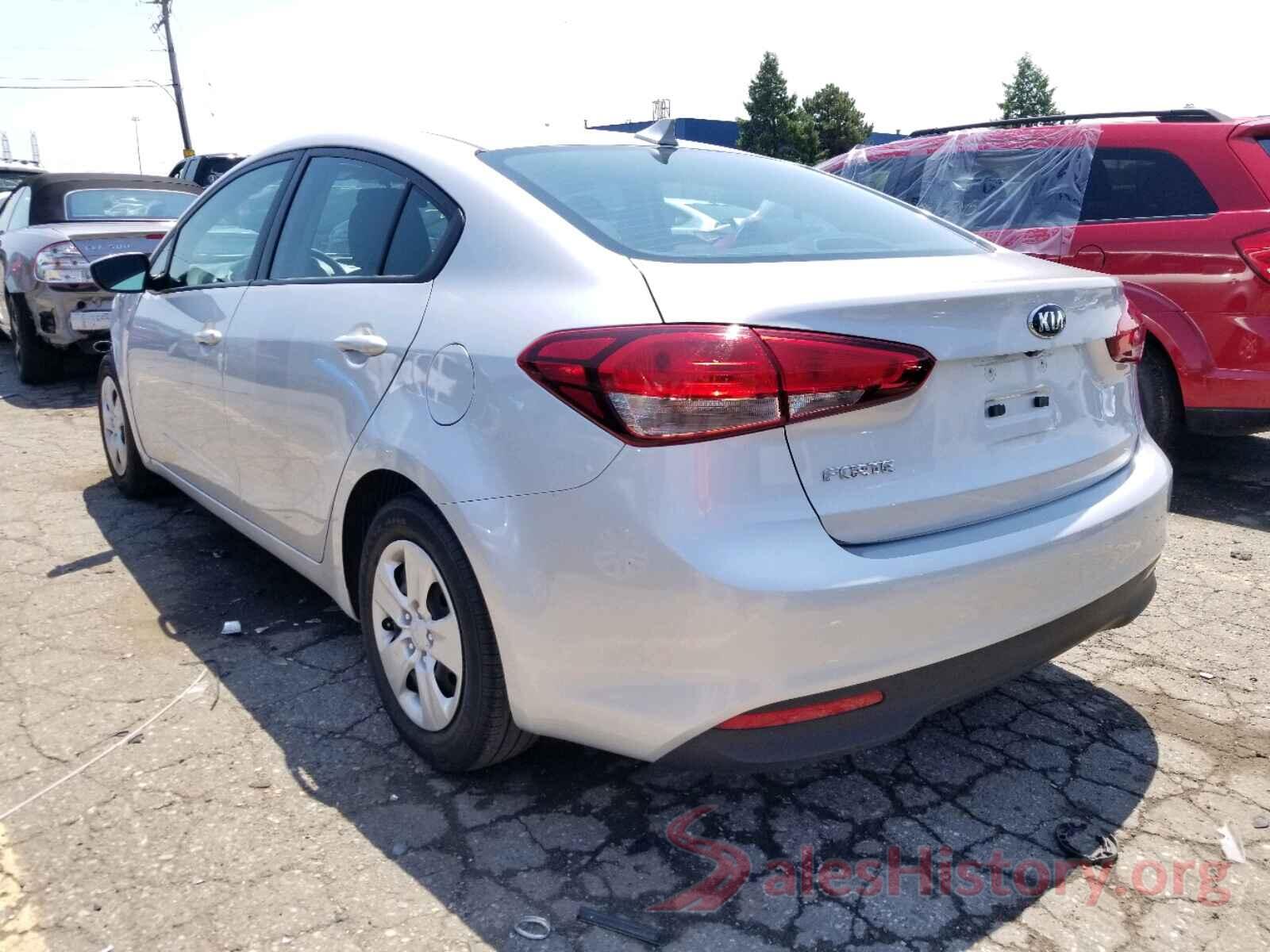 3KPFL4A7XHE027780 2017 KIA FORTE