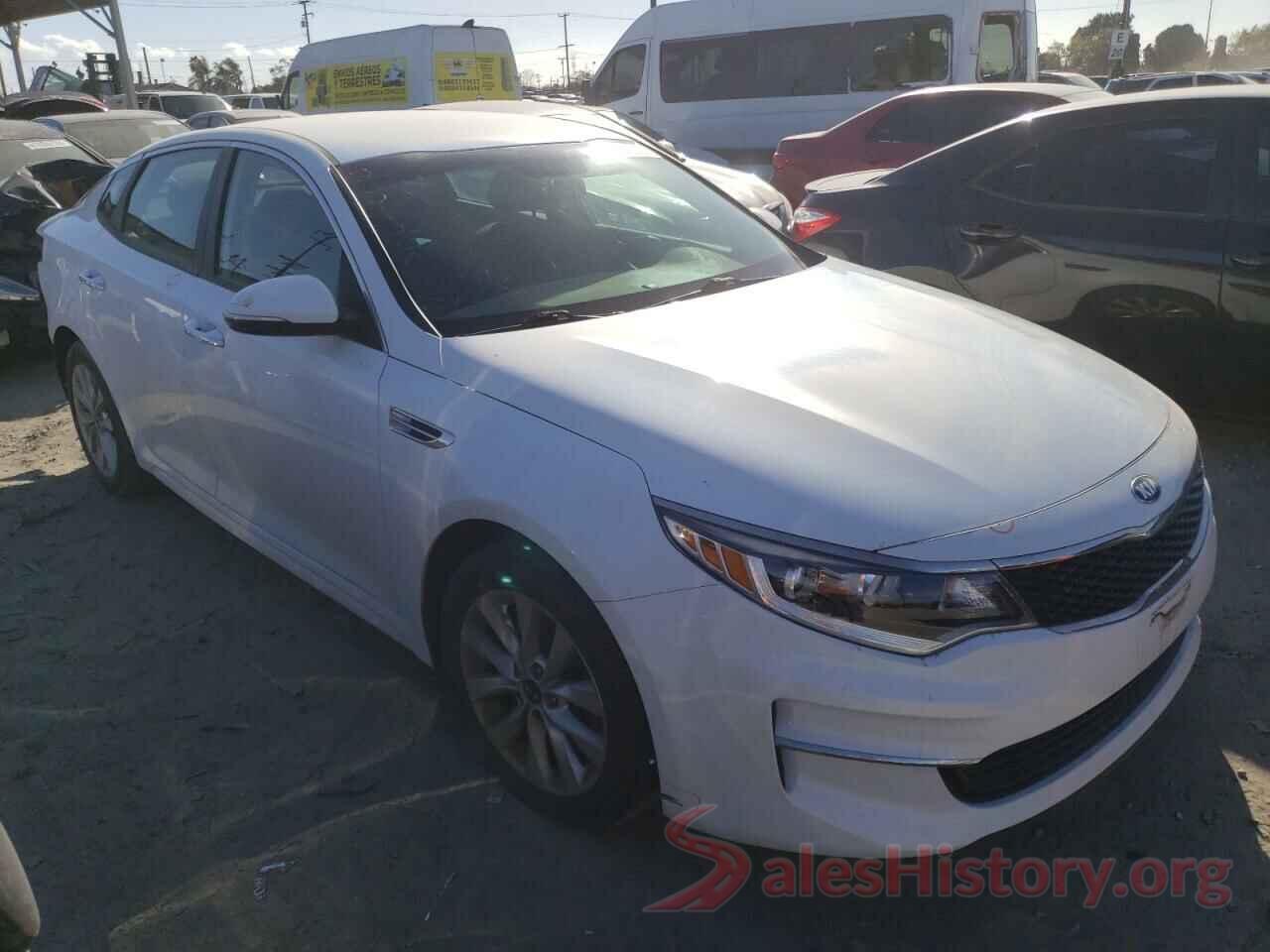 5XXGT4L39JG262330 2018 KIA OPTIMA