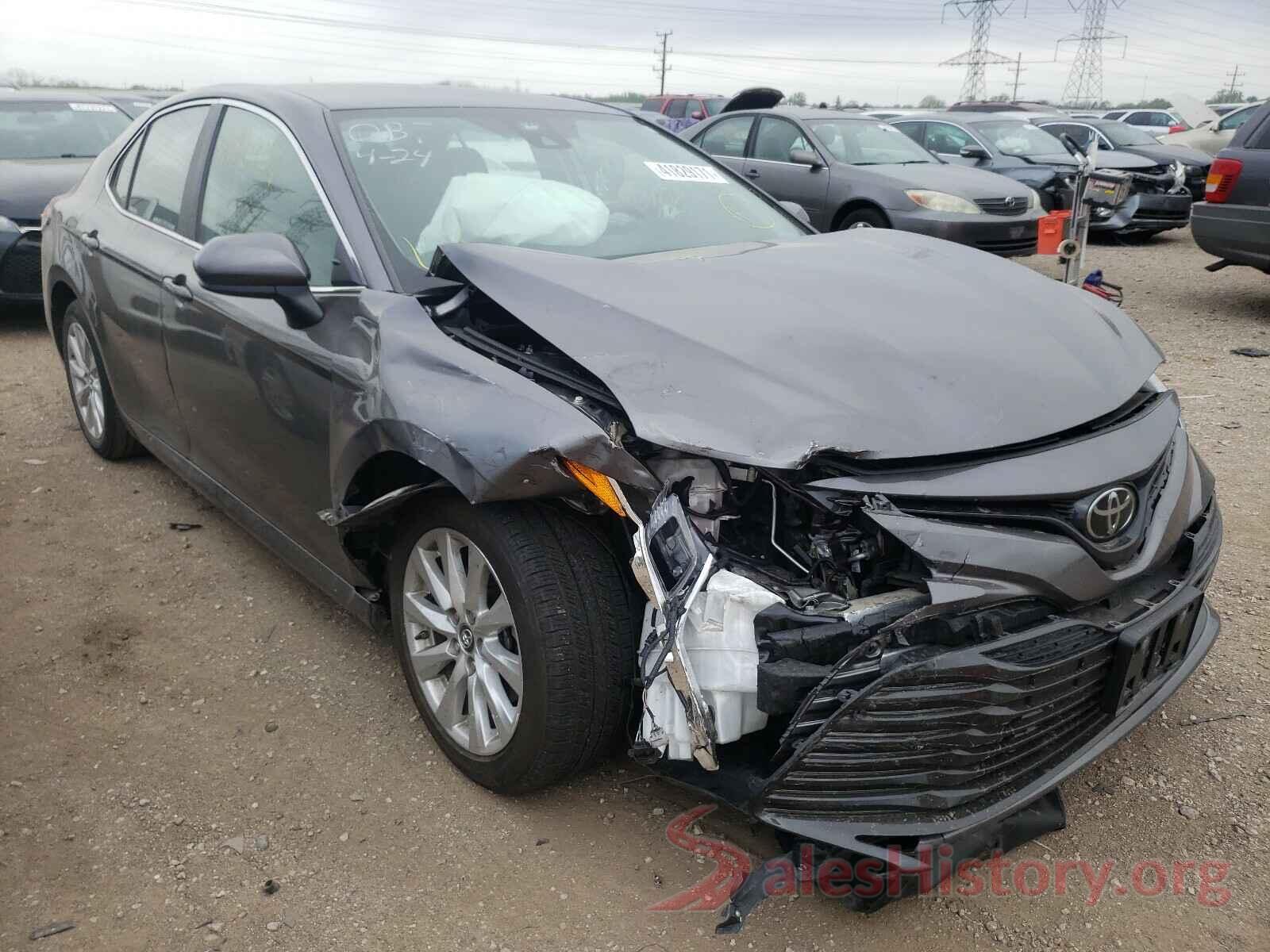 4T1B11HK0KU252758 2019 TOYOTA CAMRY