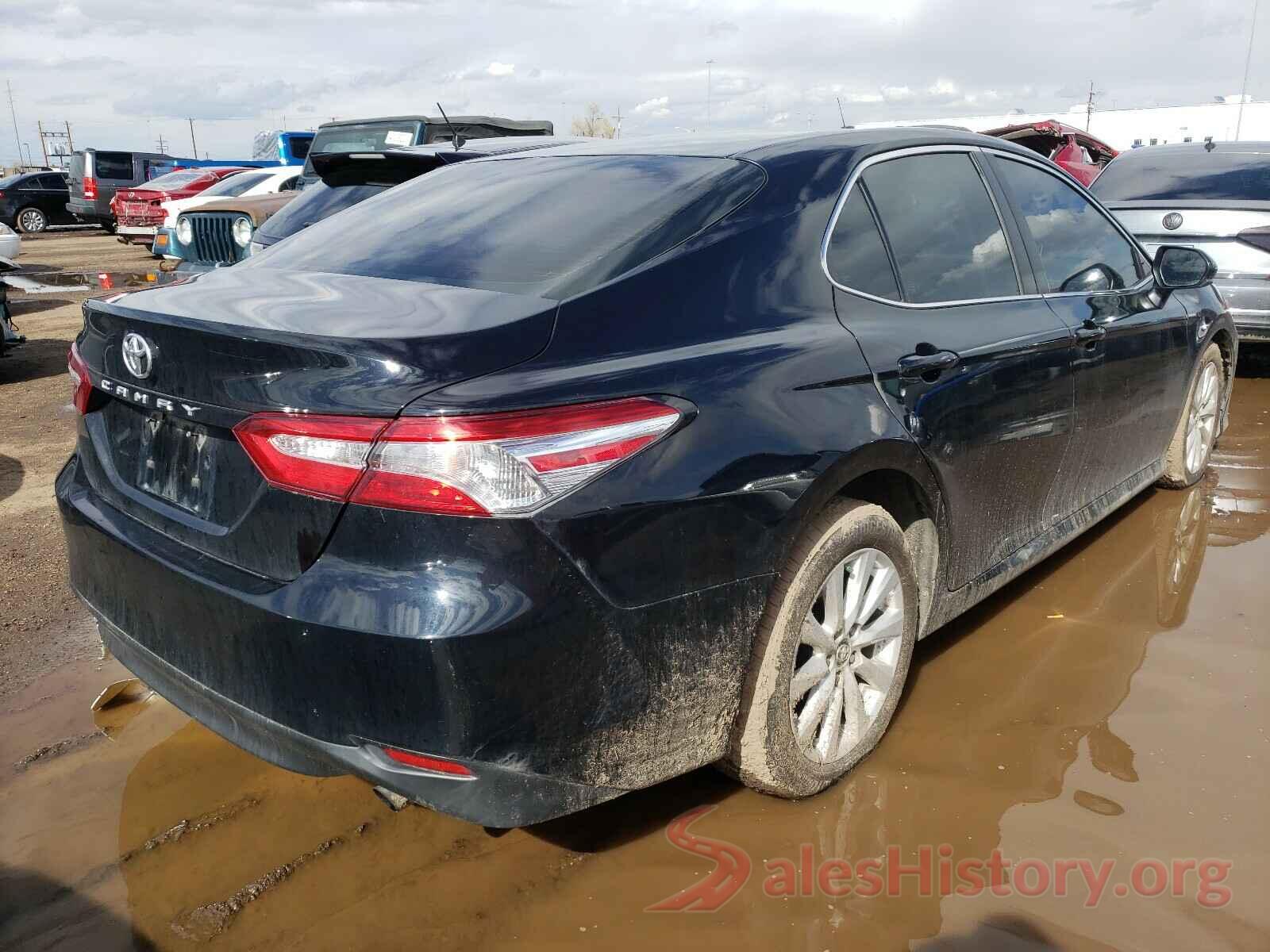 4T1B11HK7JU594772 2018 TOYOTA CAMRY