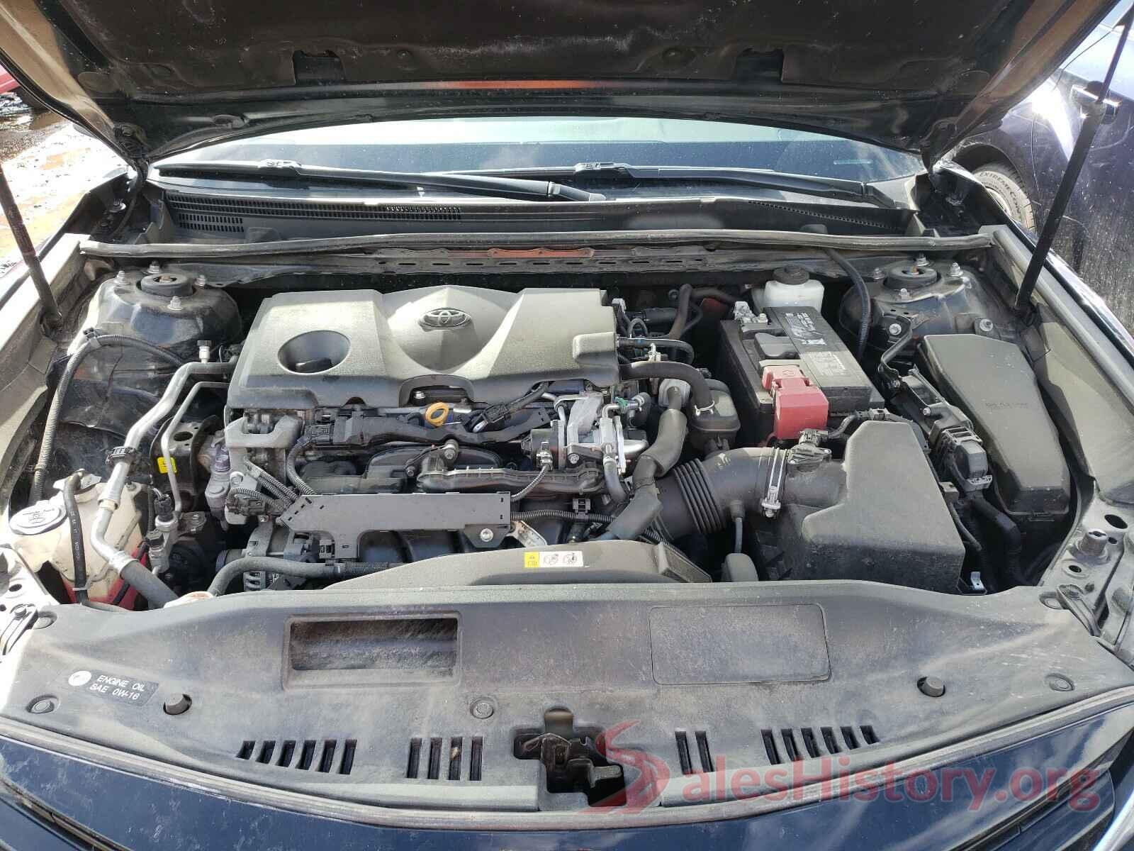 4T1B11HK7JU594772 2018 TOYOTA CAMRY