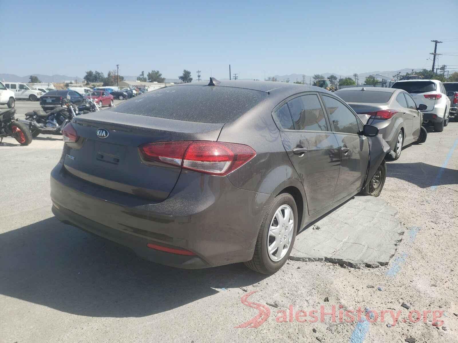 3KPFK4A77HE154103 2017 KIA FORTE