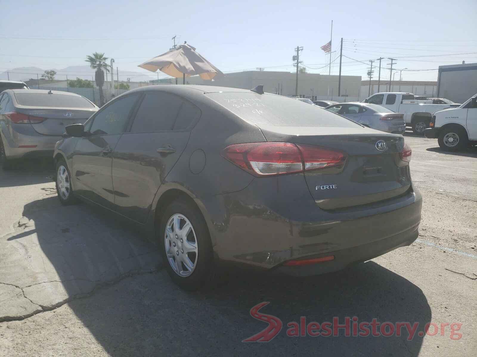 3KPFK4A77HE154103 2017 KIA FORTE