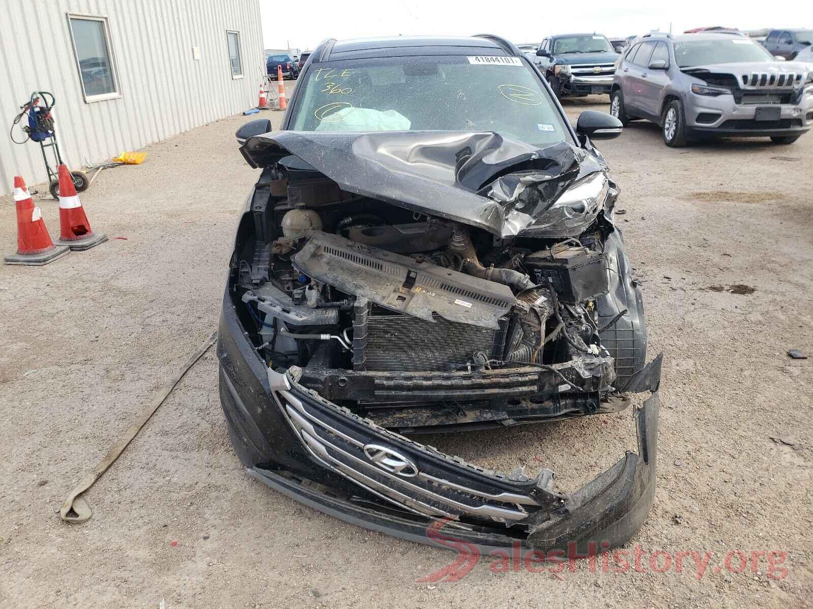 KM8J33A27JU787807 2018 HYUNDAI TUCSON