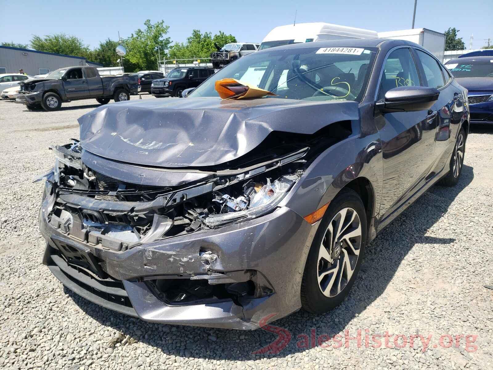 2HGFC2F71JH532891 2018 HONDA CIVIC