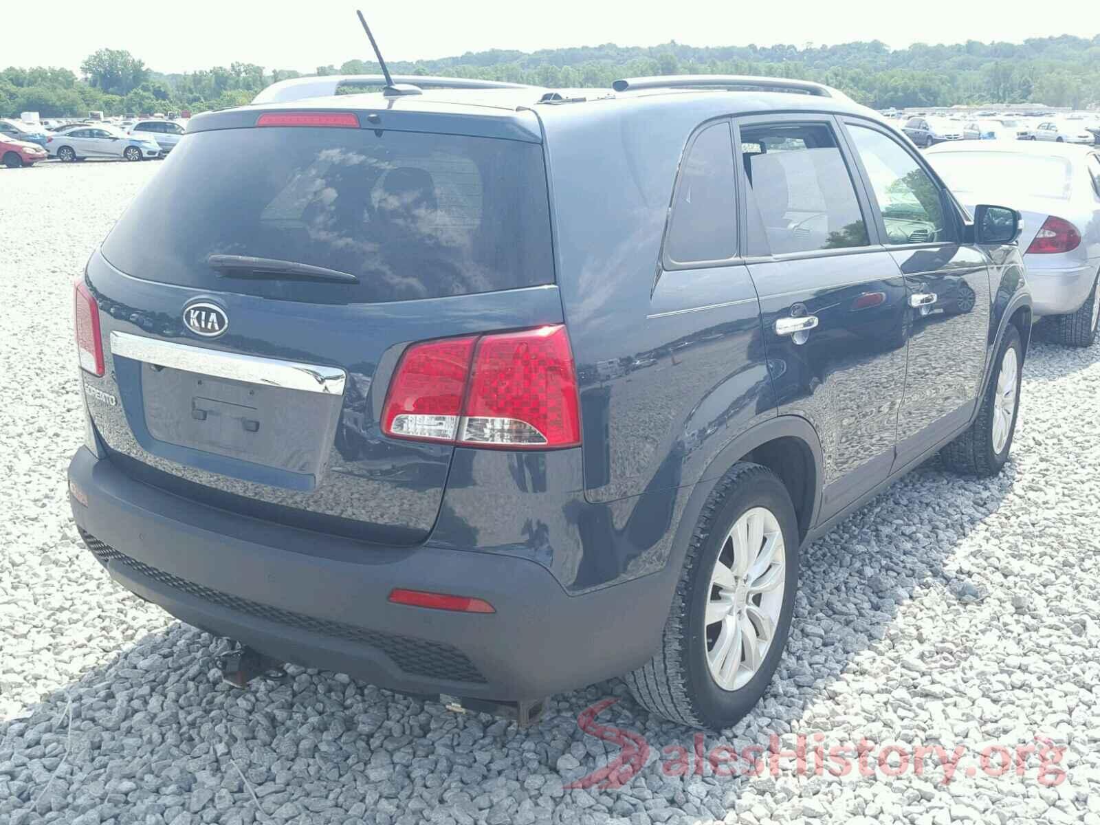 5XYKT4A26BG073006 2011 KIA SORENTO BASE