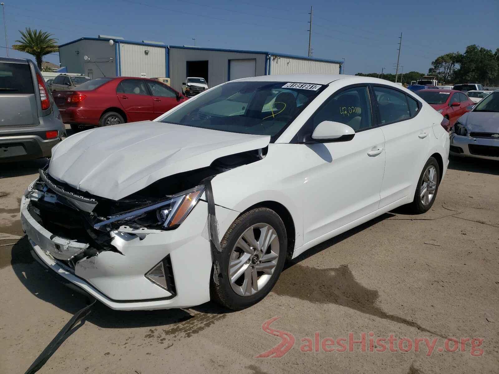 5NPD84LF8KH464600 2019 HYUNDAI ELANTRA