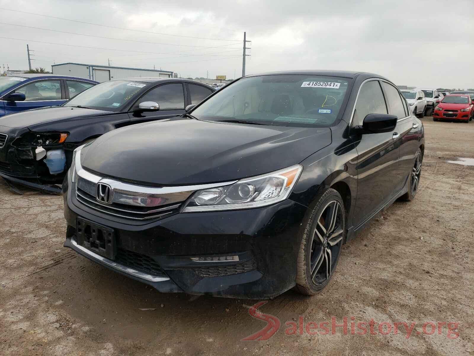 1HGCR2F17HA080631 2017 HONDA ACCORD