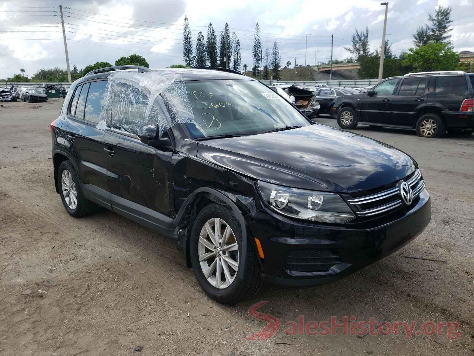 WVGAV7AXXHK043671 2017 VOLKSWAGEN TIGUAN