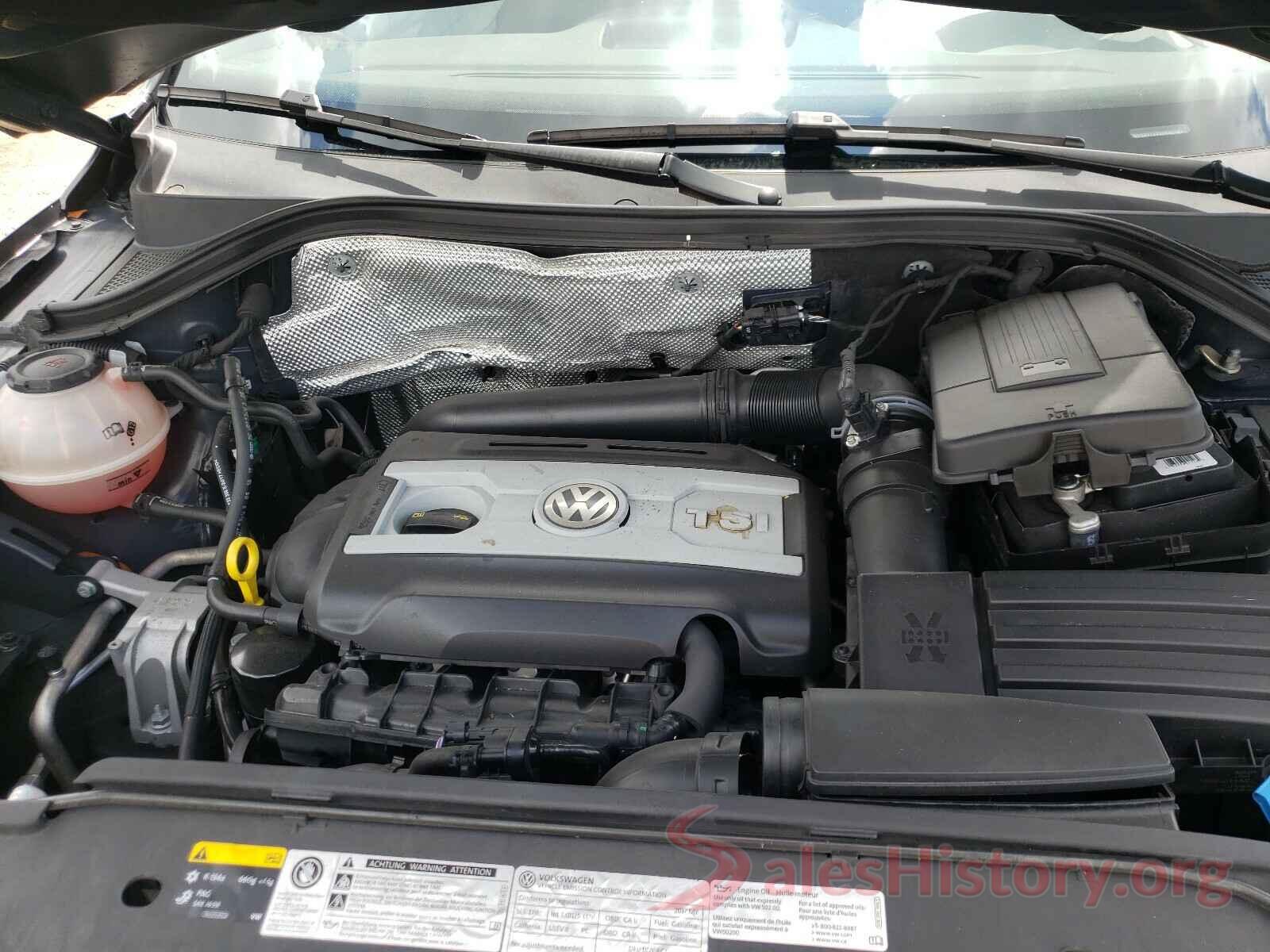 WVGAV7AXXHK043671 2017 VOLKSWAGEN TIGUAN