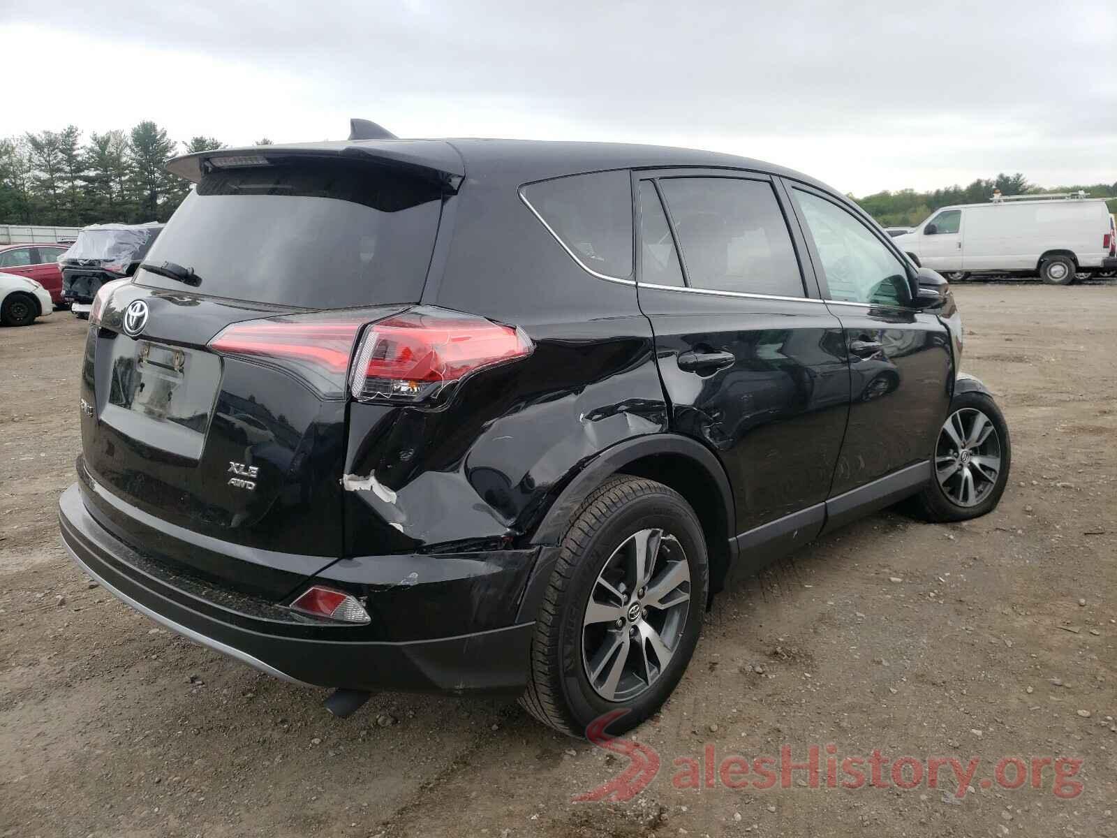 2T3RFREV8JW705480 2018 TOYOTA RAV4