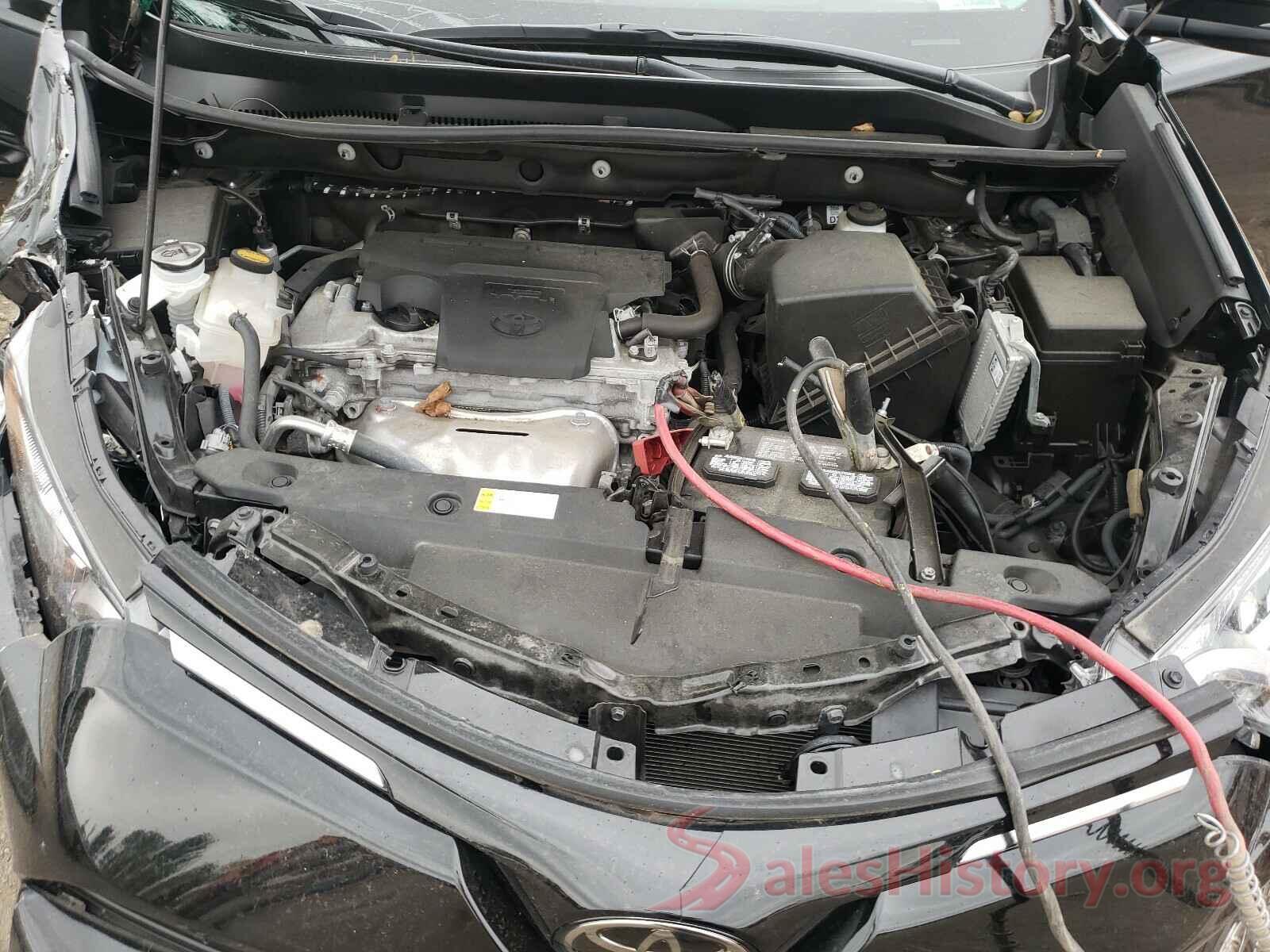 2T3RFREV8JW705480 2018 TOYOTA RAV4