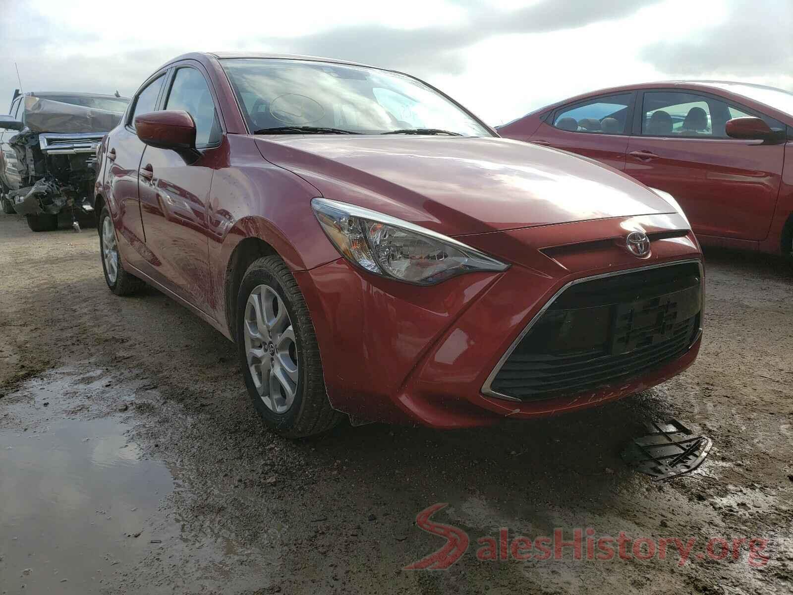 3MYDLBYV2HY181805 2017 TOYOTA YARIS