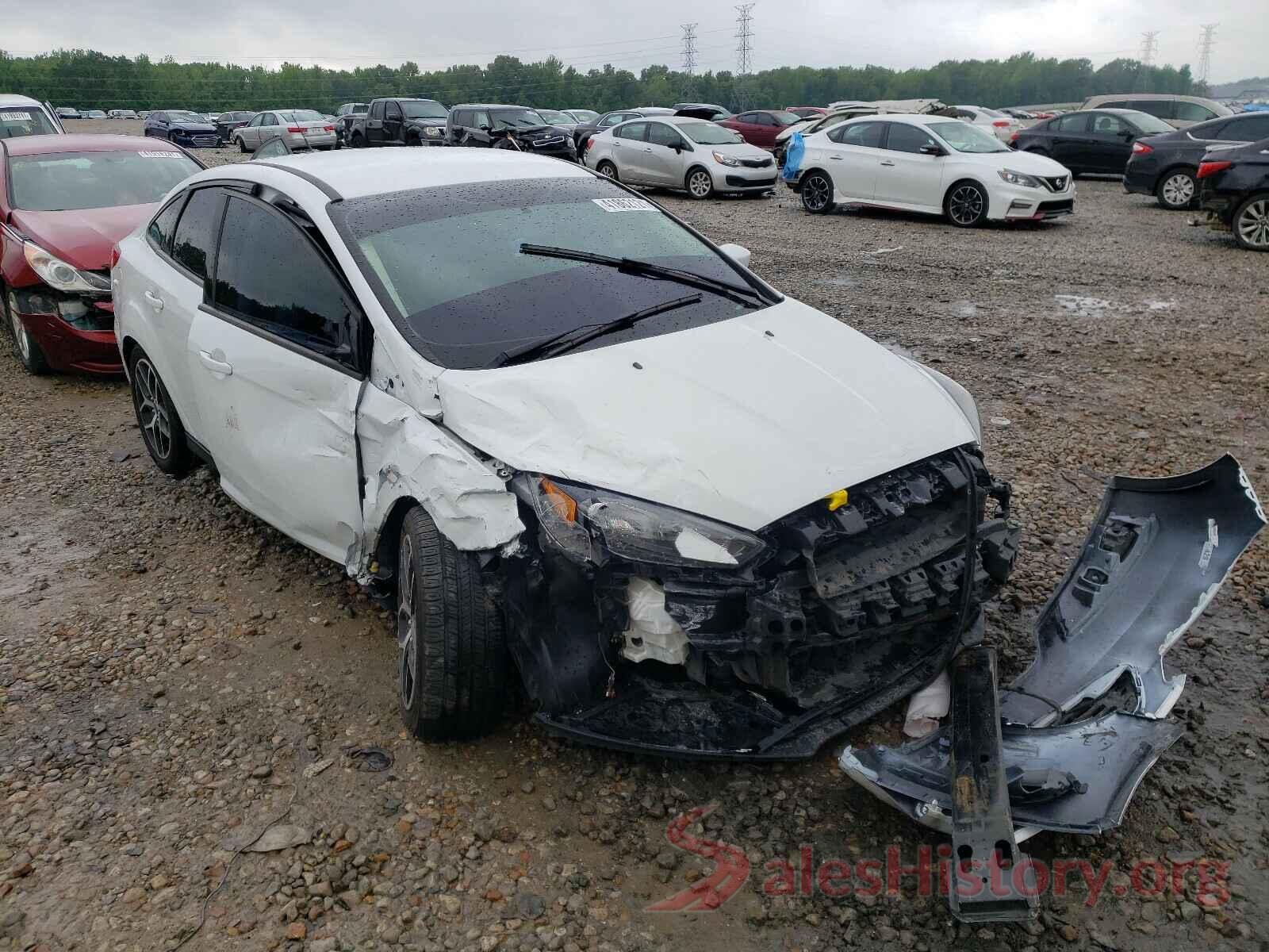 1FADP3FE3JL275305 2018 FORD FOCUS