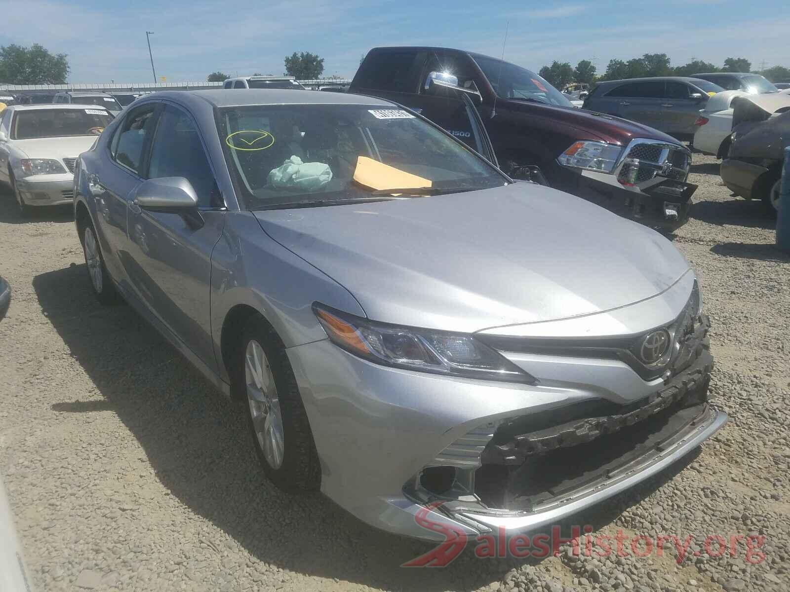 4T1B11HK5KU243232 2019 TOYOTA CAMRY