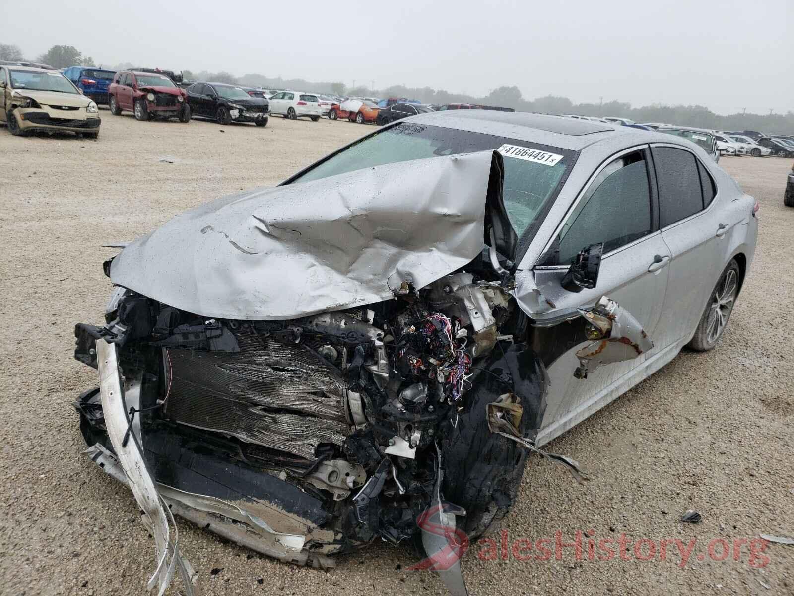 4T1B11HK8JU075018 2018 TOYOTA CAMRY