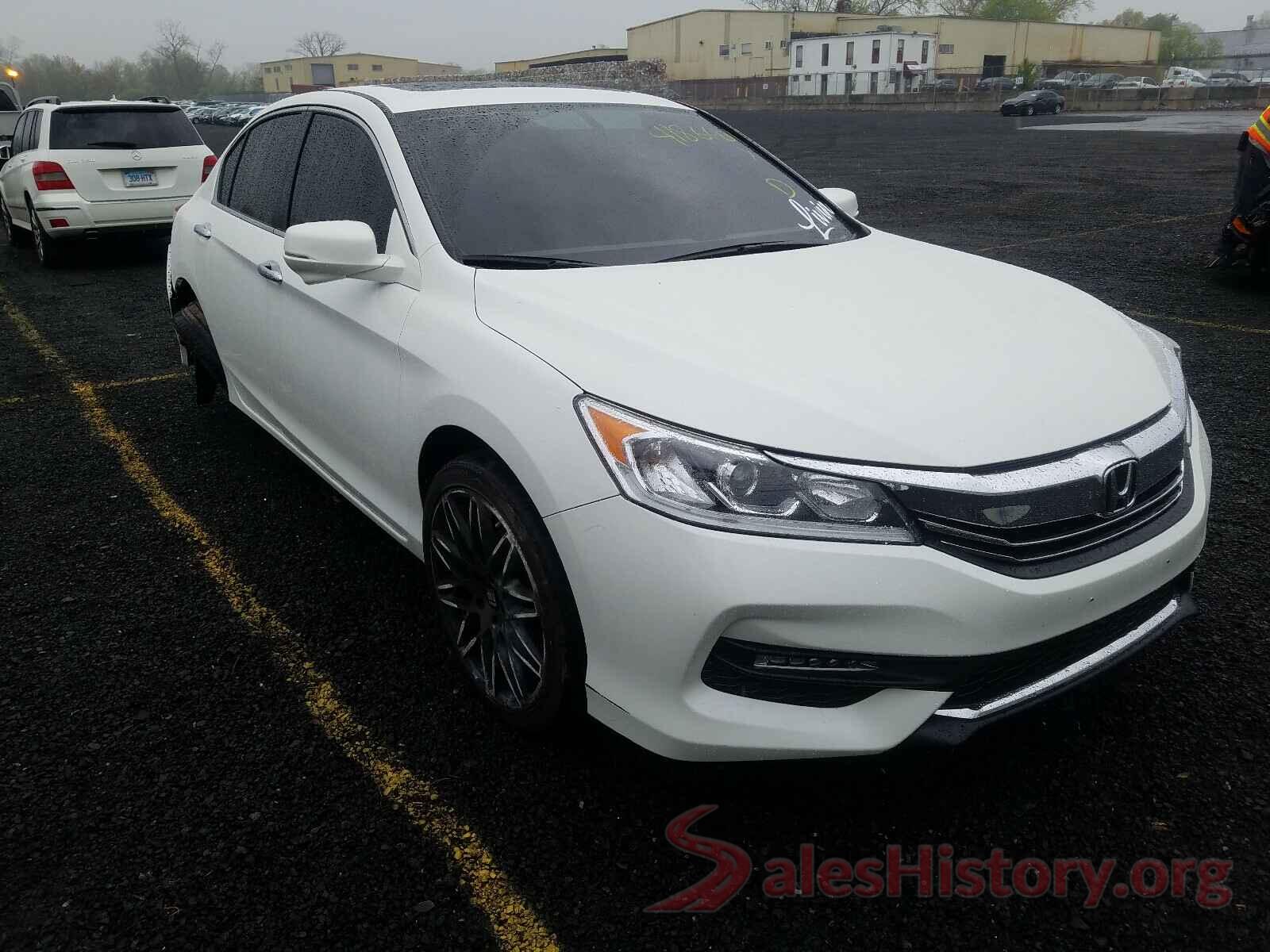 1HGCR2F81HA109117 2017 HONDA ACCORD