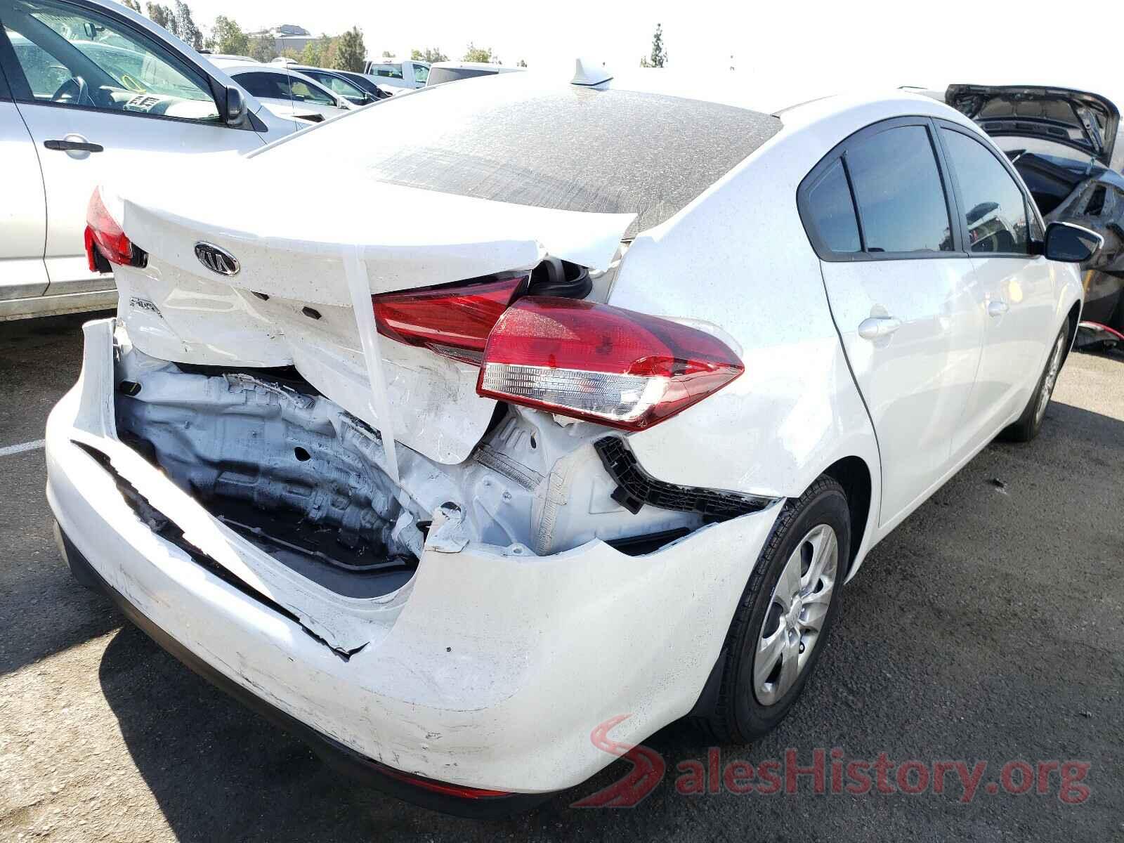 3KPFK4A78JE205551 2018 KIA FORTE