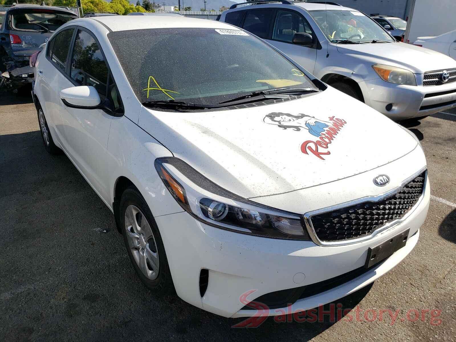 3KPFK4A78JE205551 2018 KIA FORTE