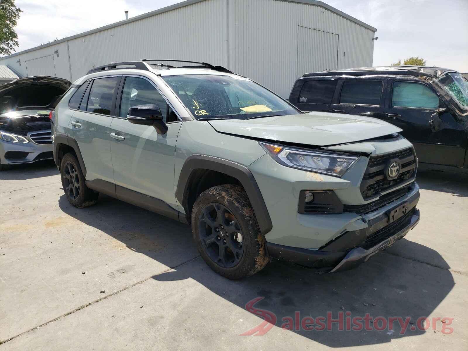 2T3J1RFV9LC065570 2020 TOYOTA RAV4