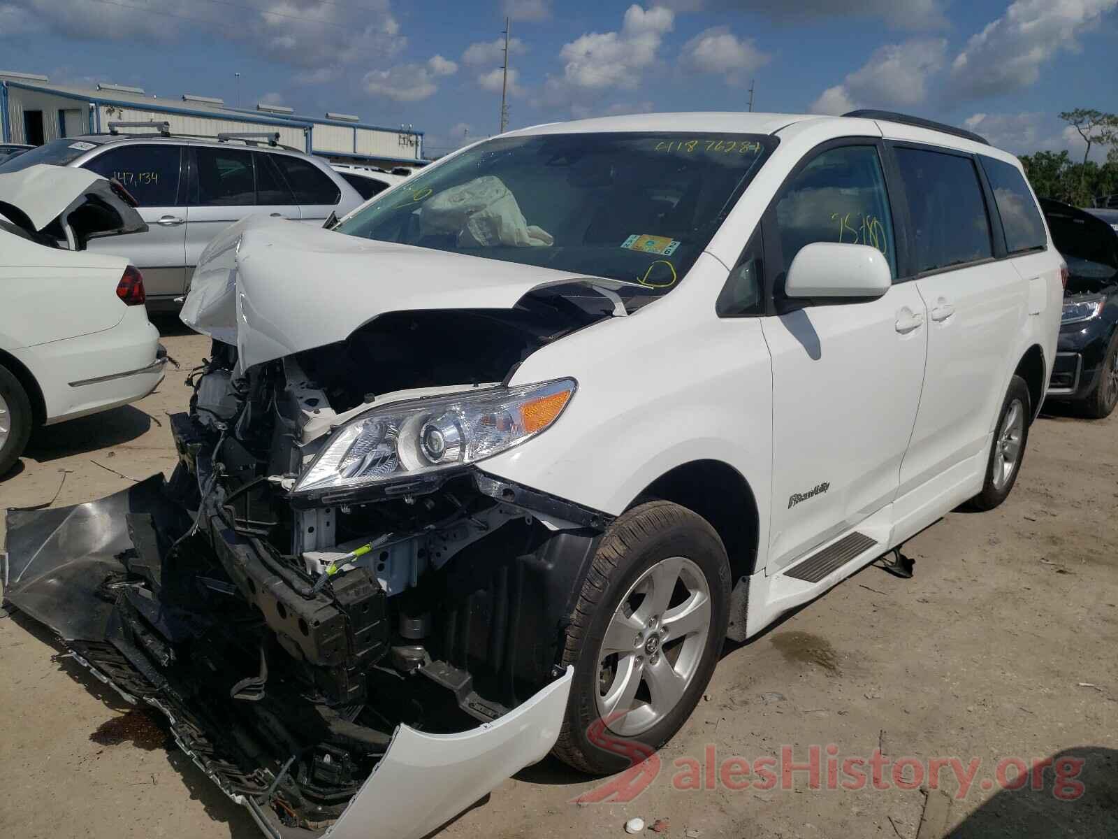 5TDKZ3DC7KS013333 2019 TOYOTA SIENNA