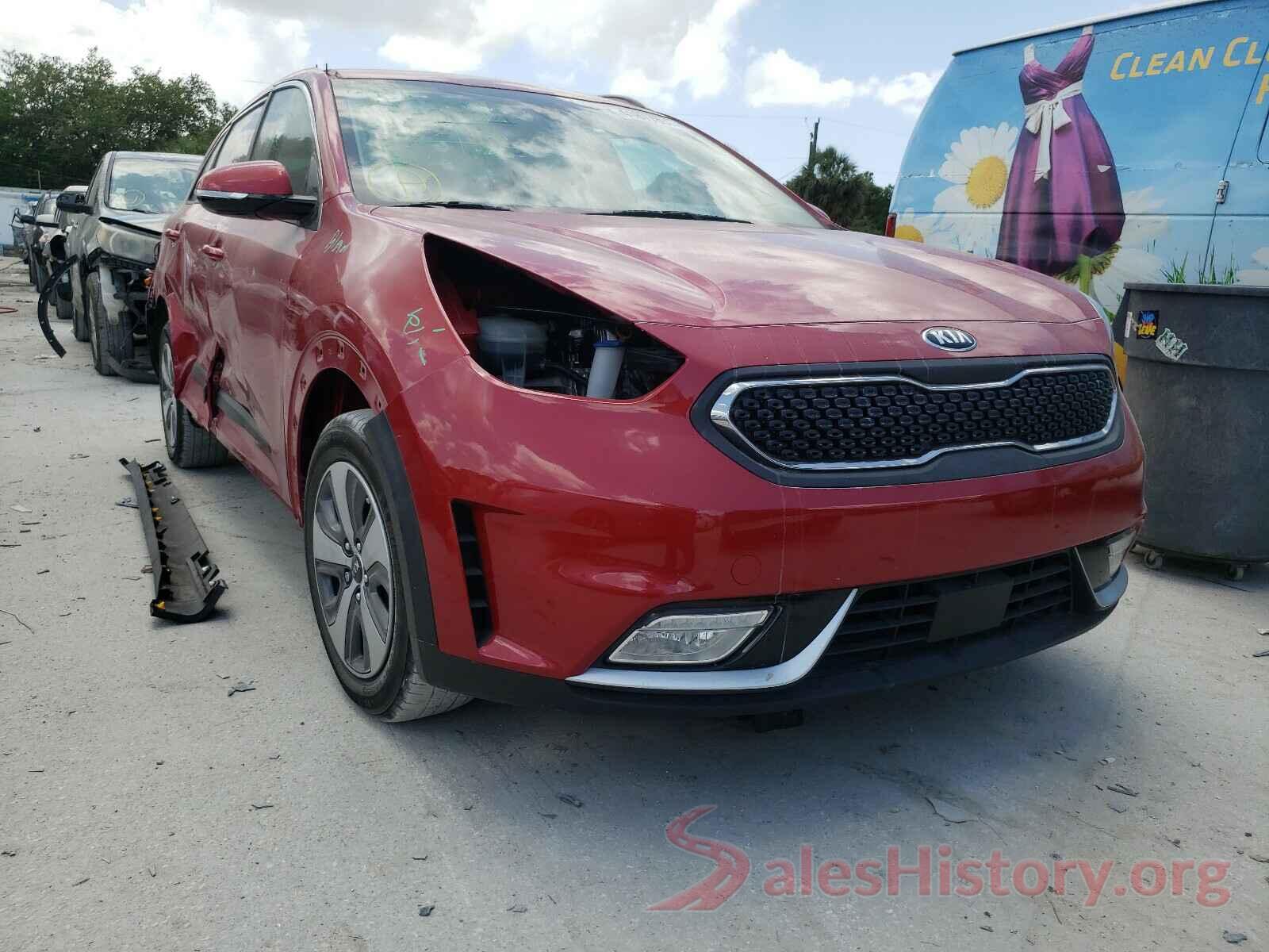 KNDCC3LC3K5221464 2019 KIA NIRO