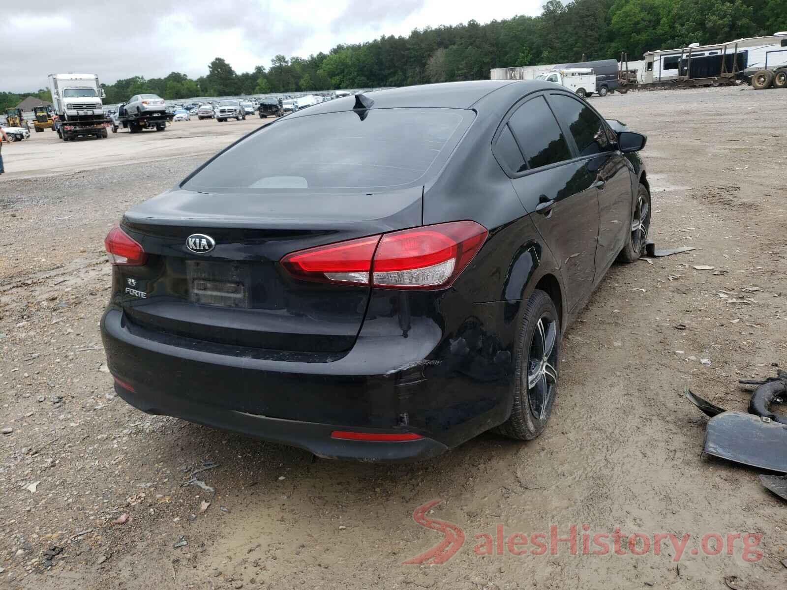 3KPFK4A76JE244381 2018 KIA FORTE