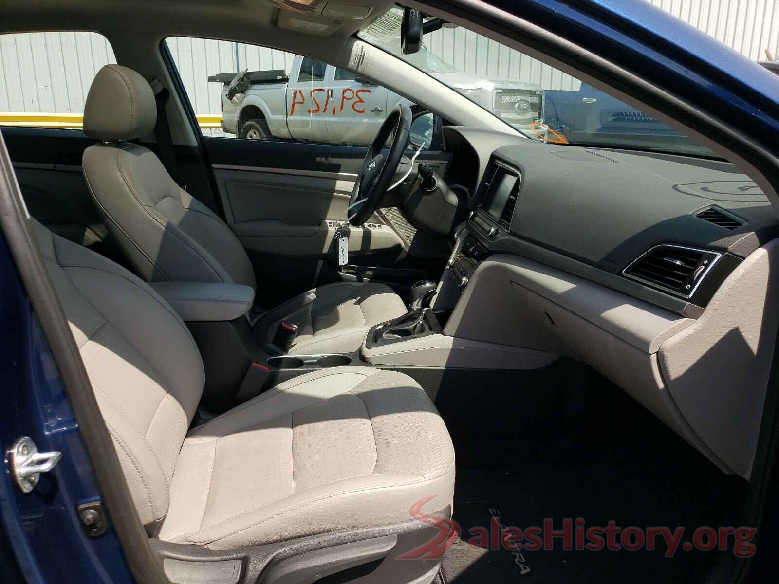 5NPD84LFXHH081055 2017 HYUNDAI ELANTRA