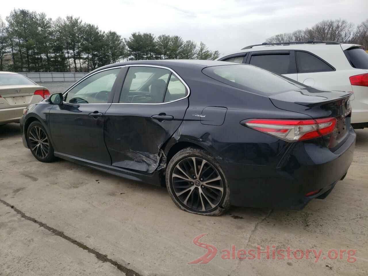 JTNB11HK3J3037461 2018 TOYOTA CAMRY