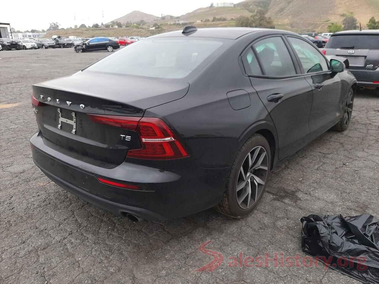 7JR102FK0LG042612 2020 VOLVO S60