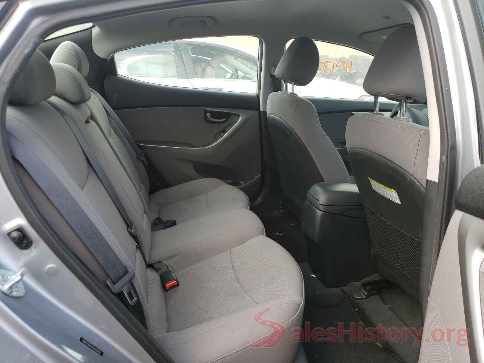 5NPDH4AE6GH689888 2016 HYUNDAI ELANTRA