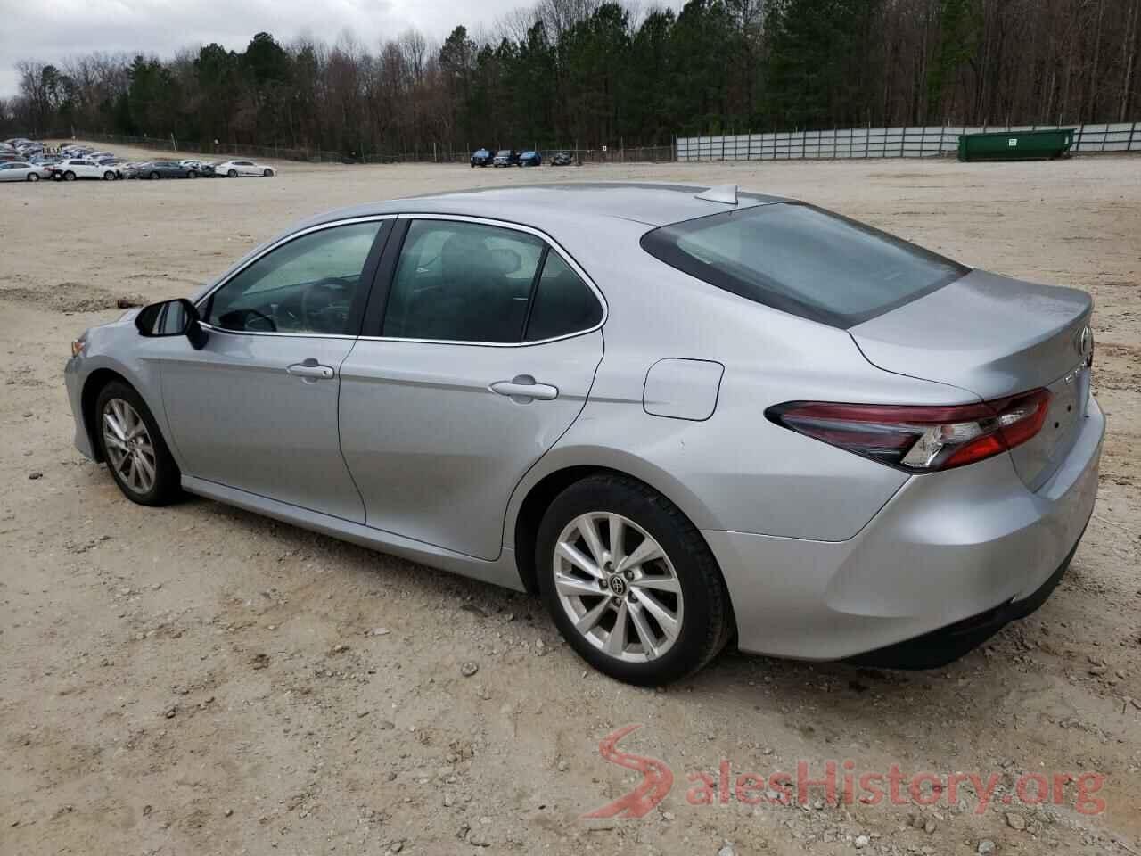 4T1C11AK1MU561821 2021 TOYOTA CAMRY