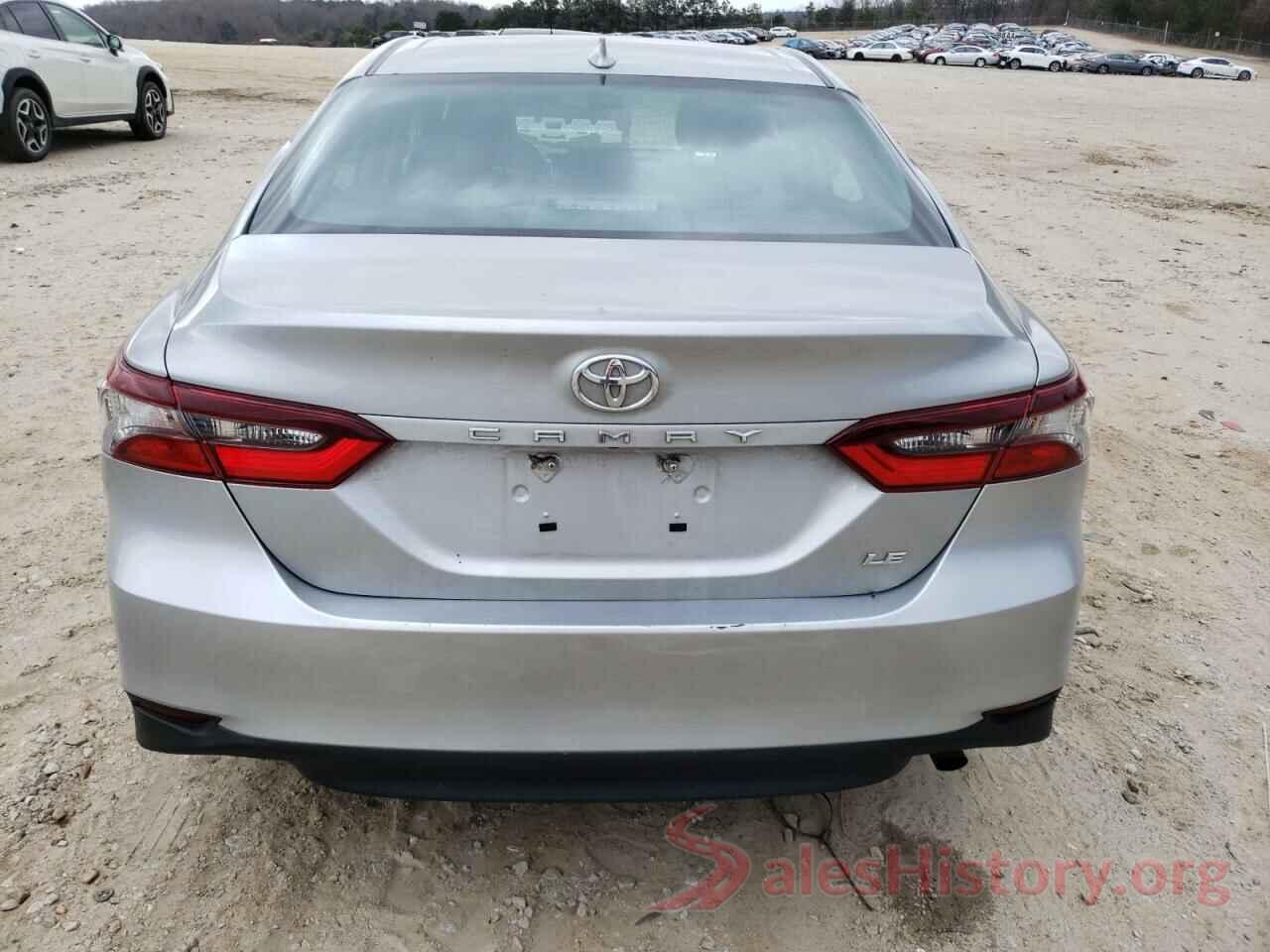 4T1C11AK1MU561821 2021 TOYOTA CAMRY