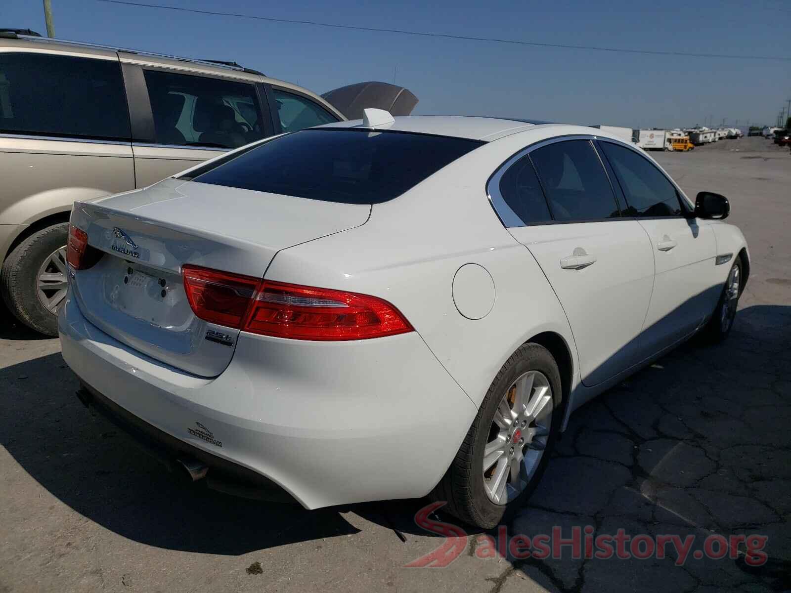 SAJAJ4FX8JCP21956 2018 JAGUAR XE