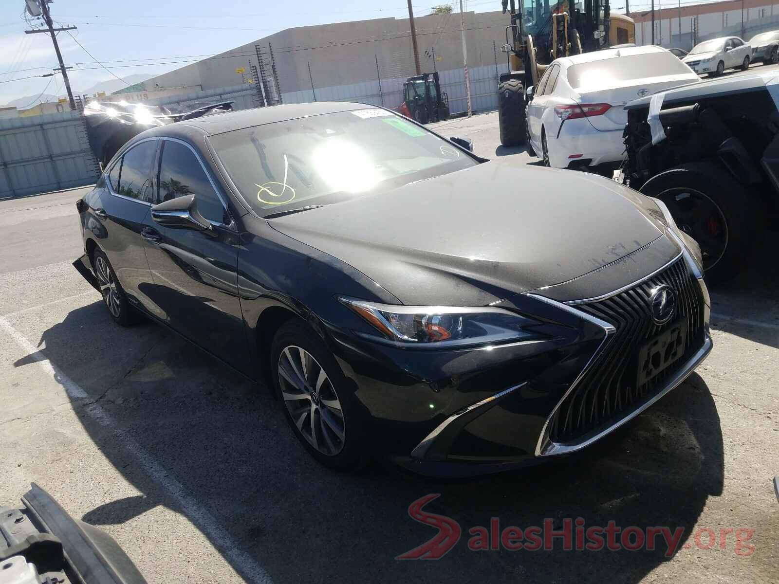 58AB21B11KU001320 2019 LEXUS ES300