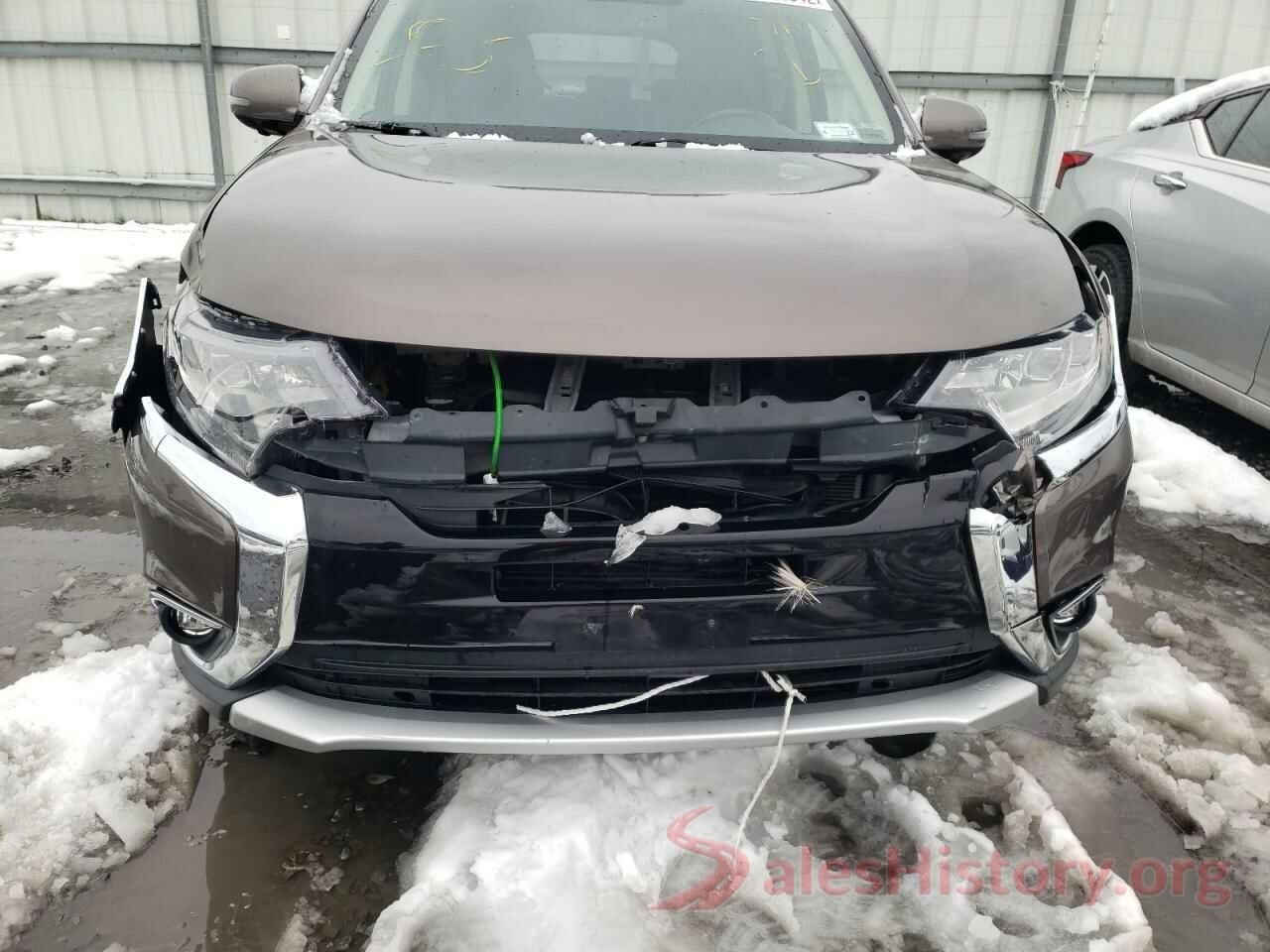 JA4JZ4AX1JZ004658 2018 MITSUBISHI OUTLANDER