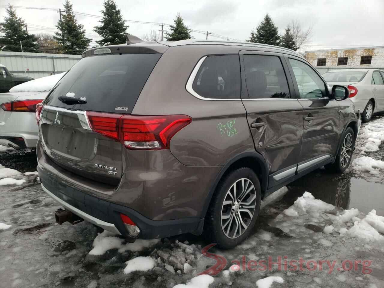 JA4JZ4AX1JZ004658 2018 MITSUBISHI OUTLANDER