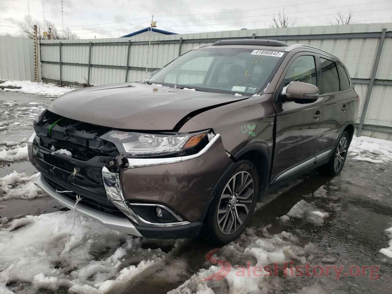 JA4JZ4AX1JZ004658 2018 MITSUBISHI OUTLANDER