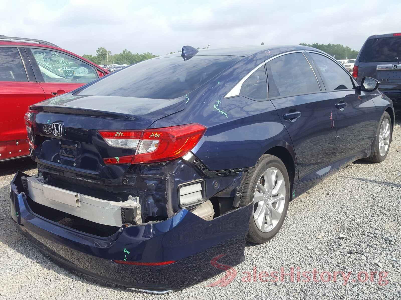 1HGCV1F13JA104449 2018 HONDA ACCORD