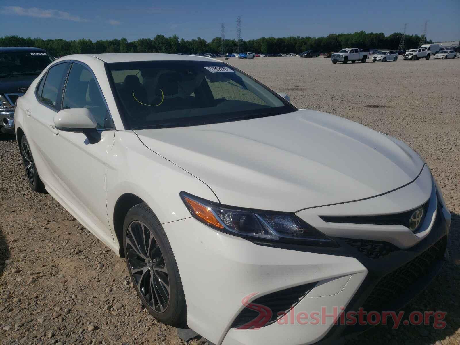 JTNB11HK6J3032545 2018 TOYOTA CAMRY