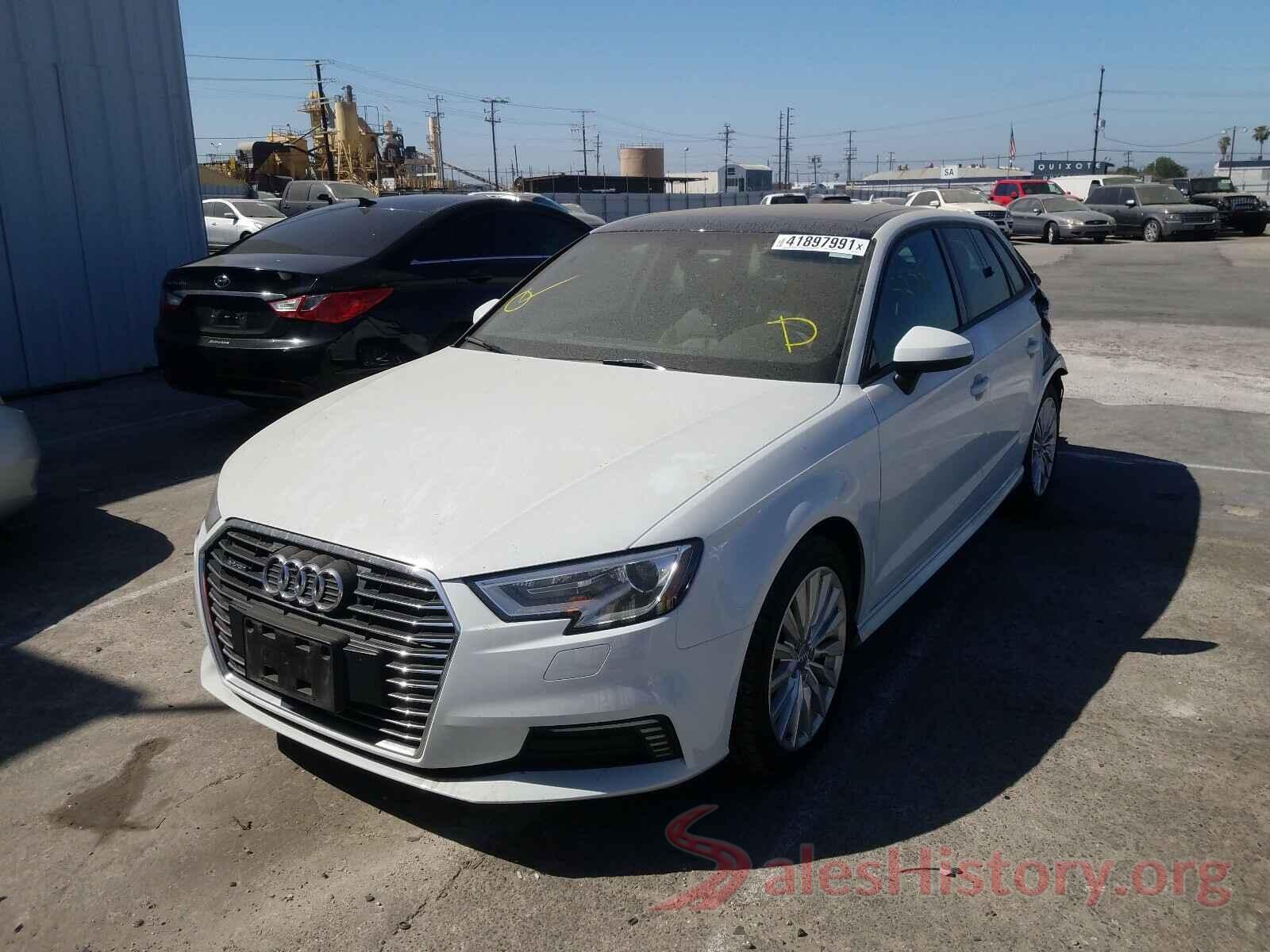 WAUUPBFF2JA056342 2018 AUDI A3