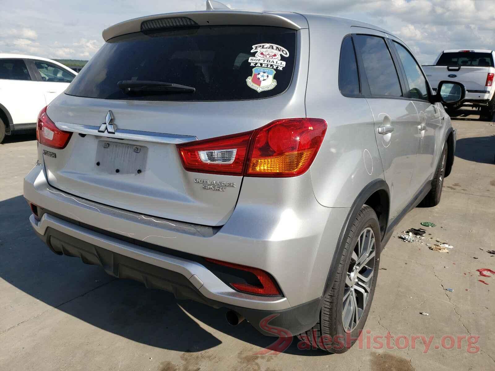 JA4AP3AU8JU018219 2018 MITSUBISHI OUTLANDER