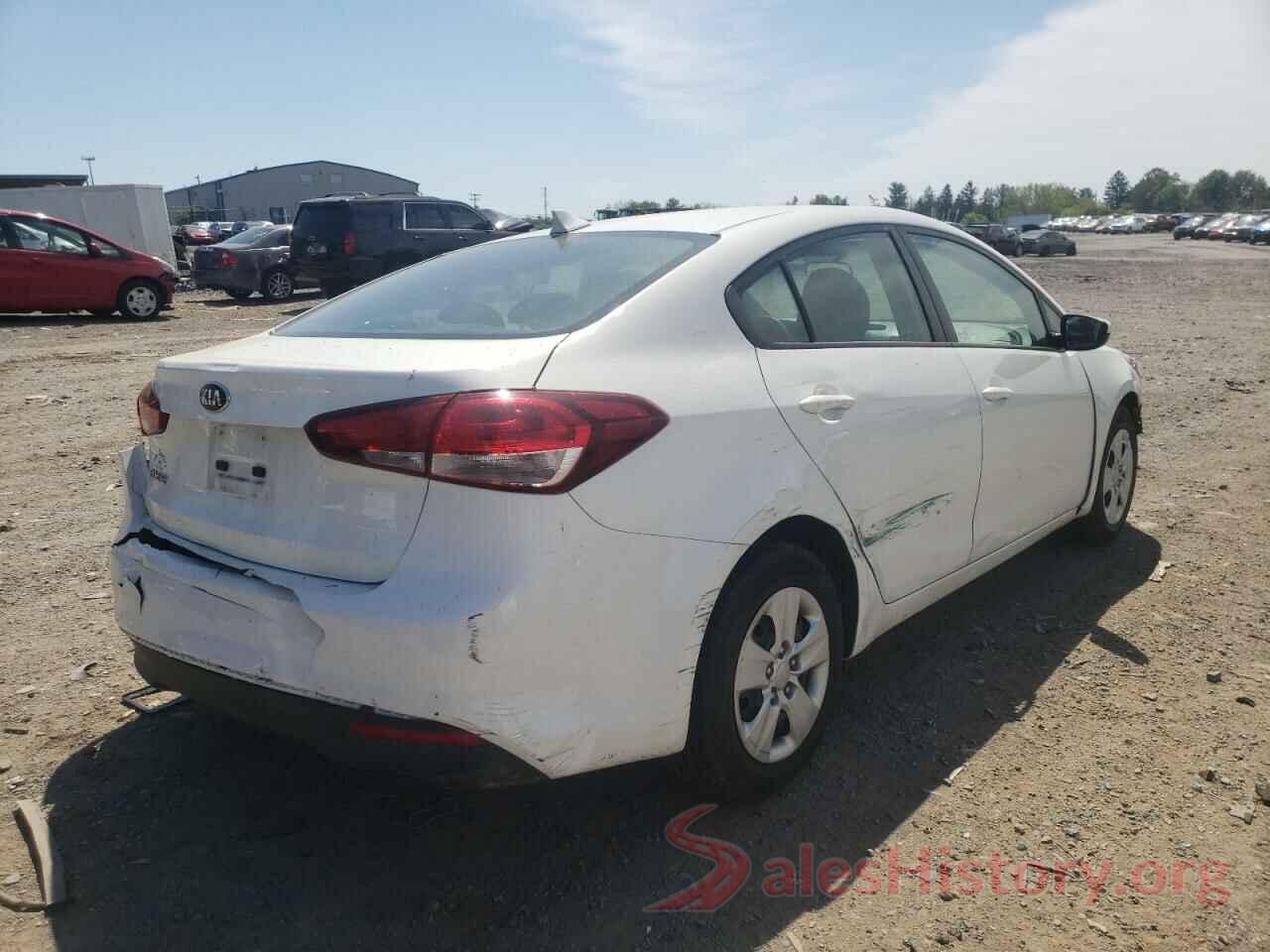 3KPFK4A70HE135750 2017 KIA FORTE