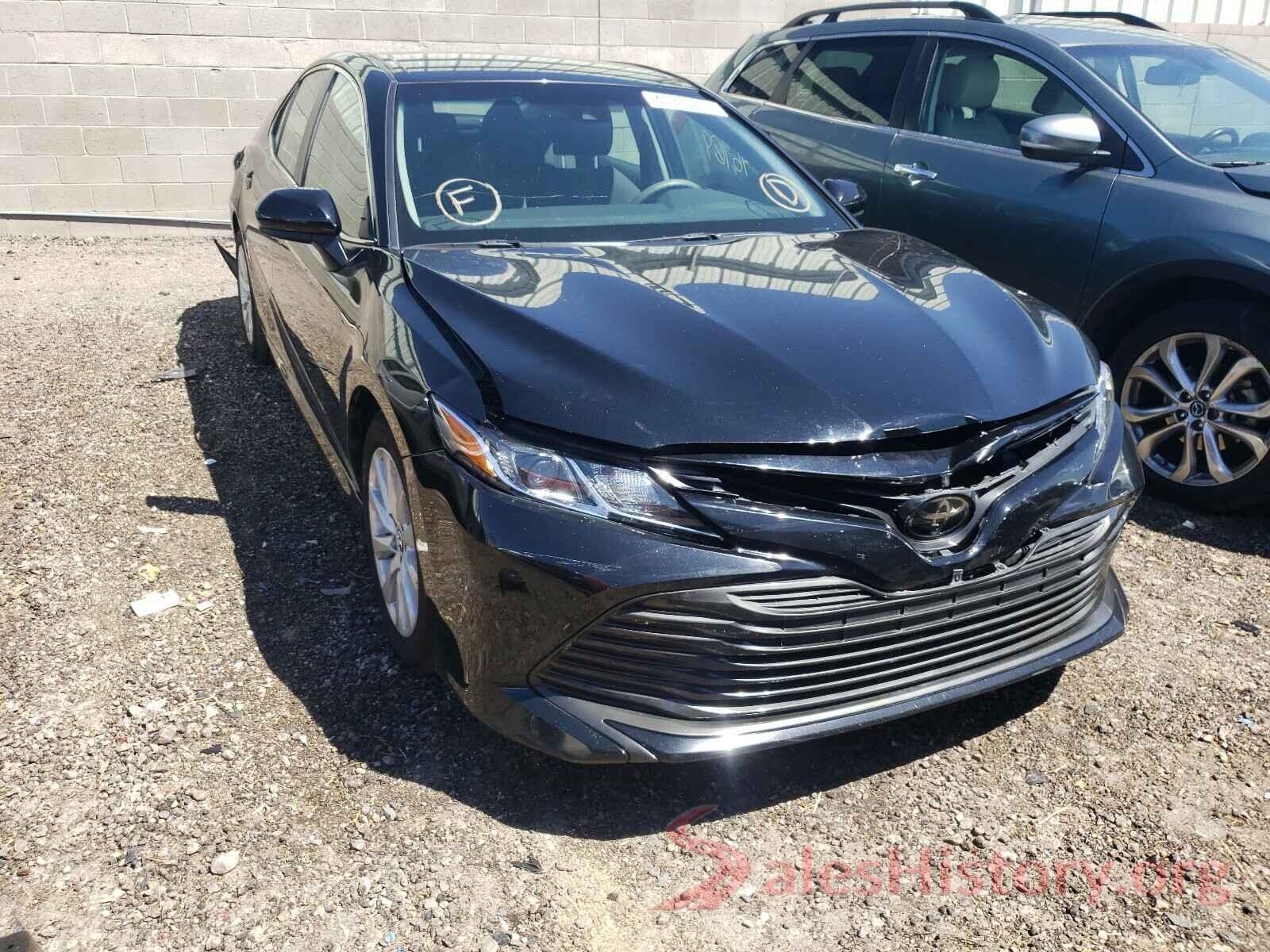 4T1B11HKXJU122470 2018 TOYOTA CAMRY